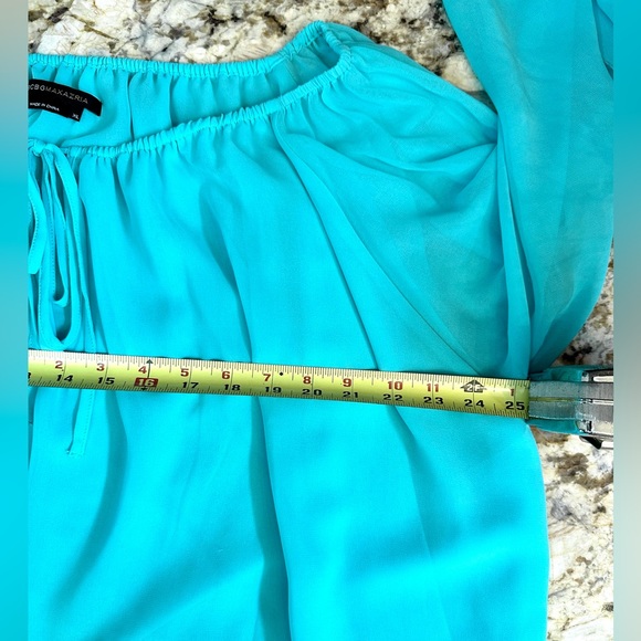 BCBG Maxazaria sz XL Turqoise chiffon blouse slit open sleeves elastic cuffs - Picture 6 of 7